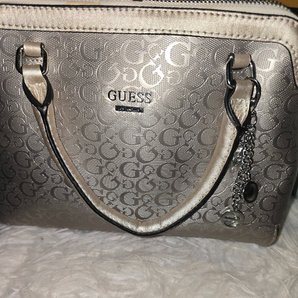 GUESS HANDBAG